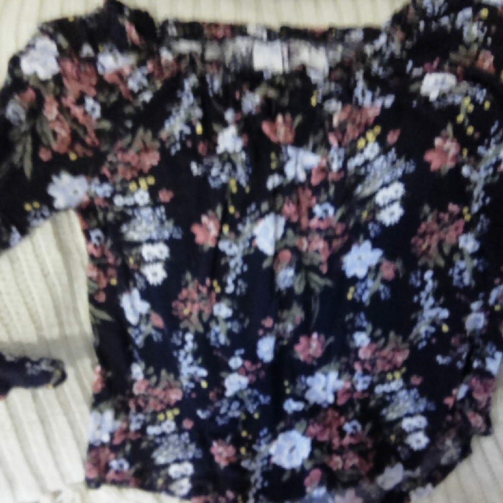 Time and Tru Black Floral Blouse
